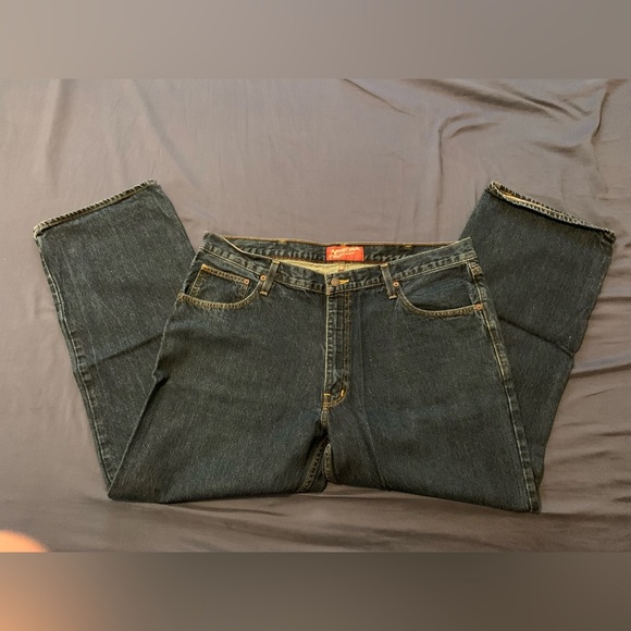 Arizona Jean Company Other - Arizona Men’s Size 40X30 Loose Fit Straight Blue Denim Jeans